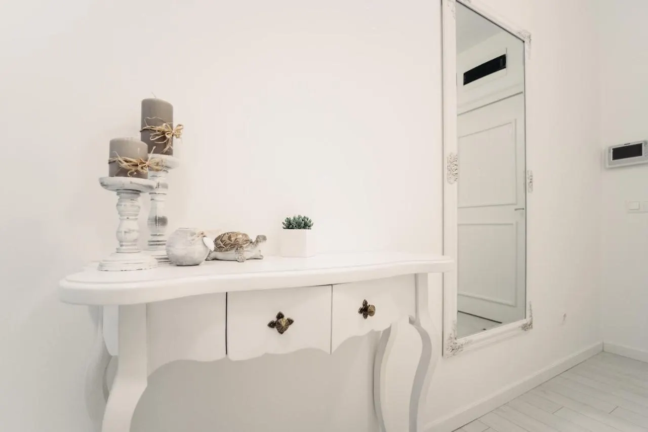 Apartment Avalon - Varna City Centre
